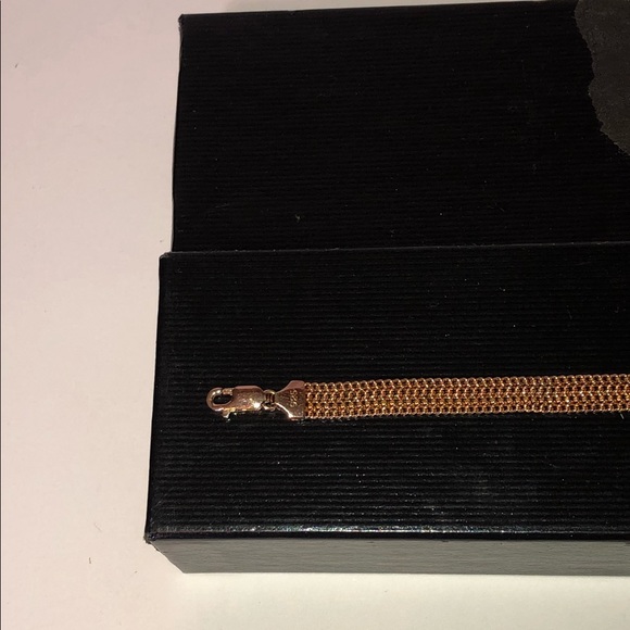 Mesh Gold Bracelet - Picture 3 of 6